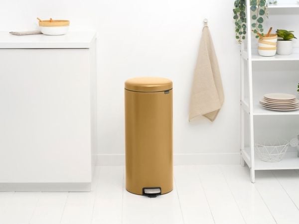 Brabantia pedalbøtte NewIcon 30 liter Warm Gold
