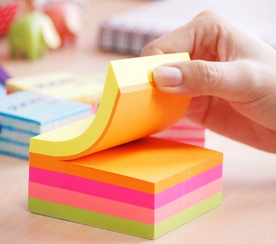 Nuotinkuutio 76x76 320 arkkia Valikoima Neonvärinen - (12 kpl)