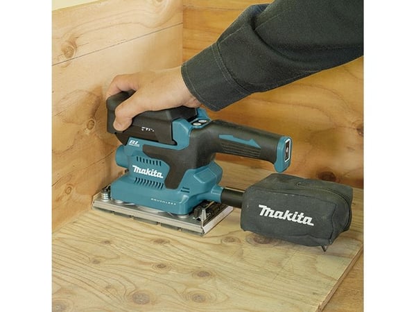 Makita DBO381ZU