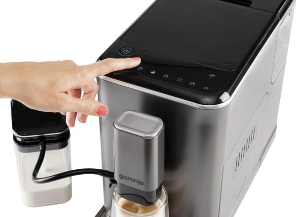 Gorenje GFACM20S - Automatisk kaffemaskin med melkeskummer - 20 bar