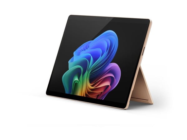 Microsoft Surface Pro - 11th Edition - Copilot+ PC - nettbrett - med avtagbart tastatur - Snapdragon X Elite - X1E-80-100 / inntil 4 GHz - Win 11 H...
