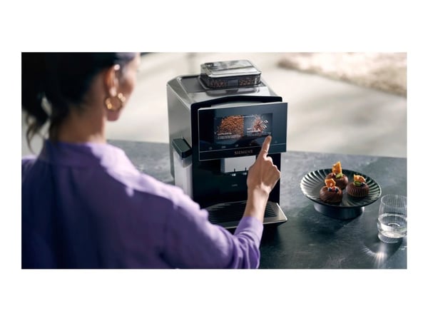 Siemens EQ900 TQ905DF9 - Automatisk kaffemaskin med melkeskummer - 19 bar - svart/rustfritt stål