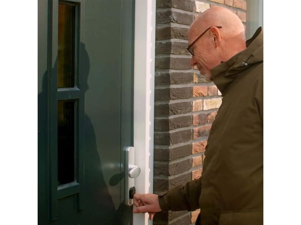 Shelly LOQED Touch Smart Lock - Black Edition
