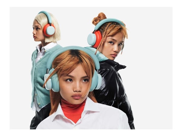CMF Headphone Pro - Hörlurar med mikrofon - fullstorlek - Bluetooth - trådlös, kabelansluten - aktiv brusradering - 3,5 mm kontakt - ljusgrön