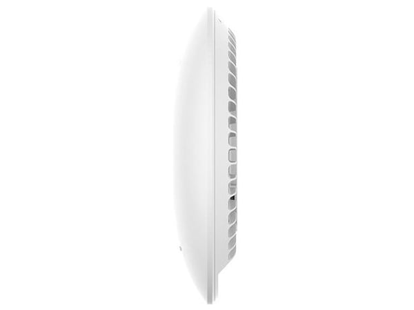 Grandstream GWN7670 - Trådløst tilgangspunkt - Wi-Fi 7 - Wi-Fi 6 - Wi-Fi 7 - 2.4 GHz, 5 GHz - vegg/tak-monterbar