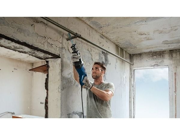 BOSCH POKASAHA 1200W GSA 120