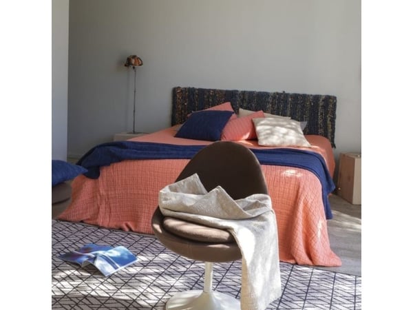 VIVARAISE SWAMI BLANKET Valkoinen 240X260