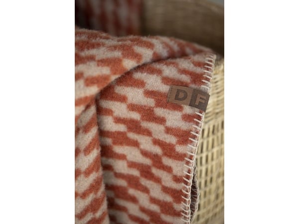 Fussenegger MERANO wool-blend throw "houndstooth" TerraCotta 160x200cm