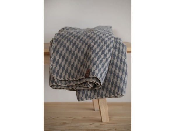 Fussenegger MERANO wool-blend throw "houndstooth" Smoke 160x200 Cm