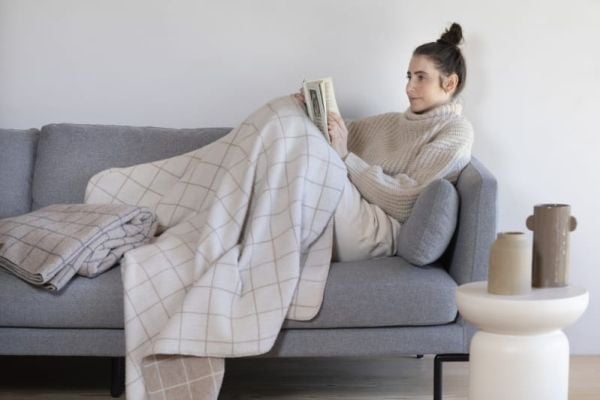 Fussenegger MERANO wool-blend throw "checkered" Smoke 160x200Cm