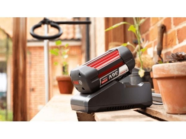 Bosch BATTERISÆT 36V 6AH M/AL36V-20 LADER