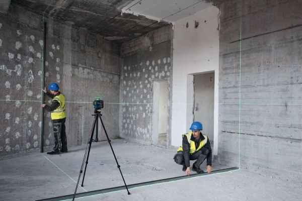 Bosch GLL 80-33 G + LB10-kahva