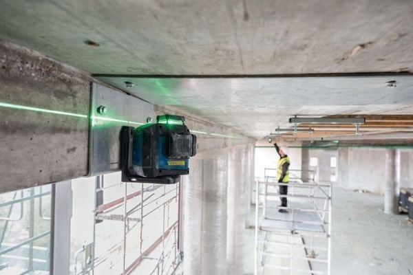 Bosch GLL 80-33 G + LB10-kahva