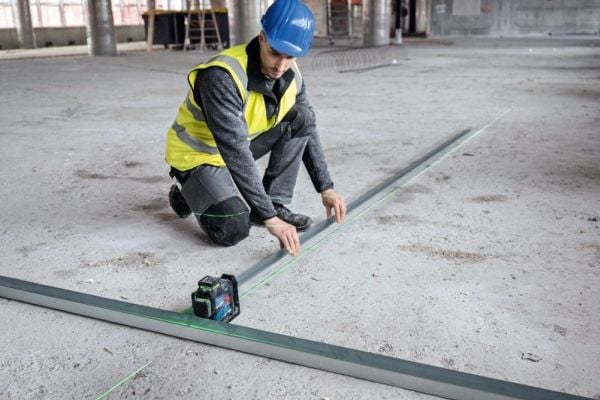 Bosch GLL 80-33 G + LB10-kahva