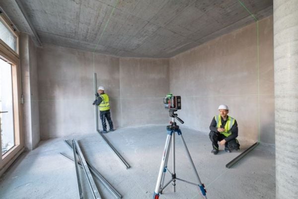 Bosch GLL 18V-120-33 CG, 35 m, 0,3 mm/m, 4°, 120 m, 3 s/puoli, vaaka/vertikaalinen