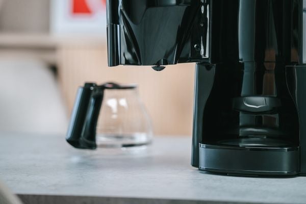 Melitta Look, Suodatinkahvinkeitin, 1,25 L, Jauhettu kahvi, 1080 W, musta