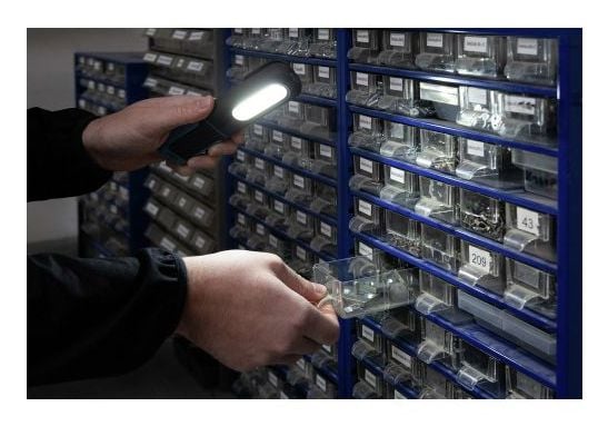 Ansmann WL350R, LED, 1 ampuller, IPX3, 1200 mAh, Sort, Blå, Hengende arbeidslys