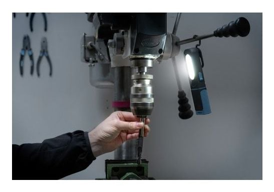 Ansmann WL350R, LED, 1 ampuller, IPX3, 1200 mAh, Sort, Blå, Hengende arbeidslys