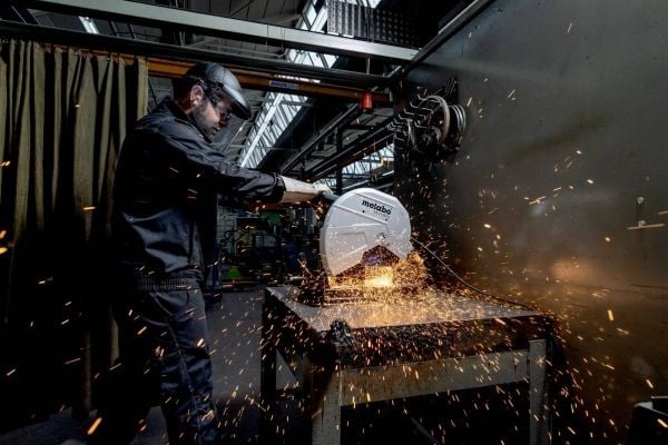 Metabo CS 23-355, Metalli, 4000 RPM, 2300 W, 2,7 m, 220-240 V, 50 - 60 Hz