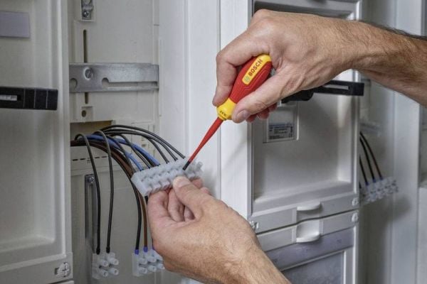 Bosch ruuvinväännin VDE SL 3.5 (1600A02NC1)