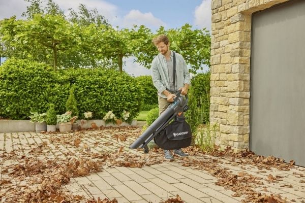 Gardena Akkukäyttöinen lehti-imuri/puhallin PowerJet 18V, sarja