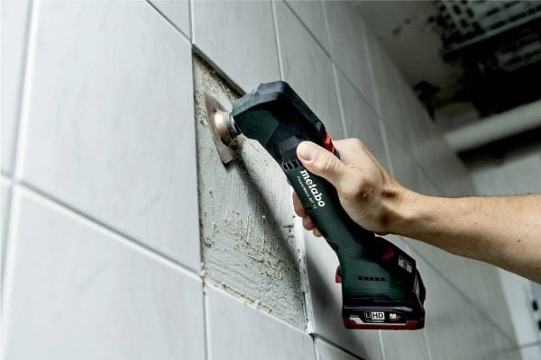 METABO 12 VOLT MULTITOOL MT 12 SOLO, UTAN BATTERI OCH LADDARE - SOLO