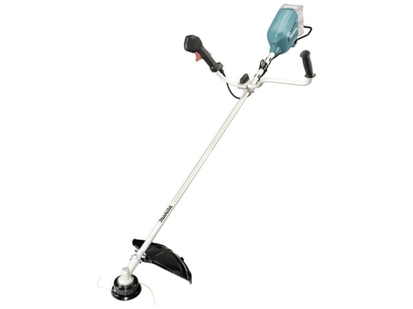 Makita UR012GZ06