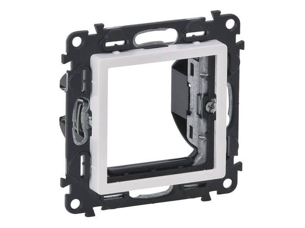 Legrand VALENA LIFE -sovitin M45-mekanismeille valkoinen (752144)