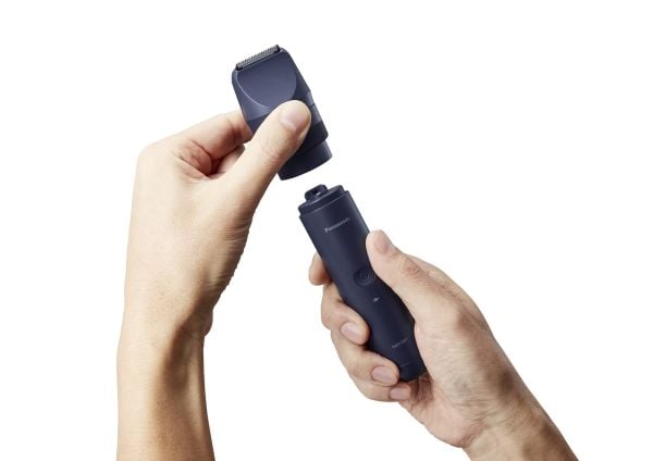 Panasonicin parta- ja hiustrimmerisarja ER-CKN1-A301 MultiShape johdoton, märkä ja kuiva, 39, musta