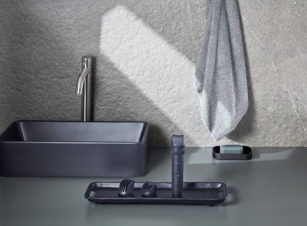 Panasonicin parta- ja hiustrimmerisarja ER-CKN1-A301 MultiShape johdoton, märkä ja kuiva, 39, musta