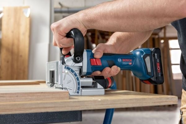Batteridrevet lamellfres GFF 18V-22 Professional Solo, 18 volt (blå/svart, uten batteri og lader, i L-BOXX) - SOLO