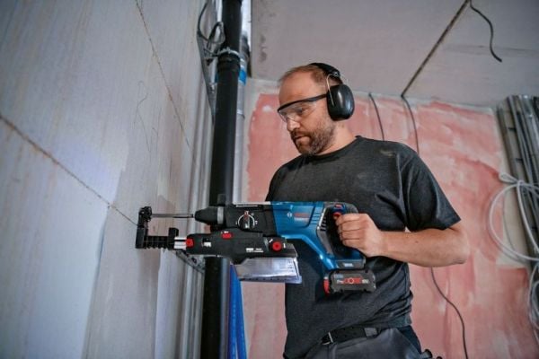 Bosch GBH 18V-28 D Professional, SDS Plus, Svart, Blå, Børsteløs motor, 1,6 cm, 950 RPM, 3,4 J - SOLO