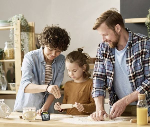 TFA 38.2054.01 digital timer och stoppur