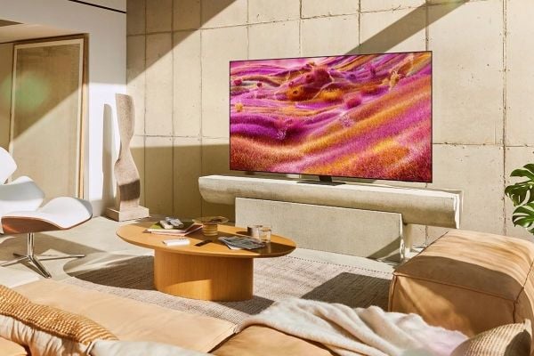 Samsung GQ43QN90FAT, 109,2 cm (43"), 3840 x 2160 piksler, Neo QLED, Smart TV, Wi-Fi, Svart