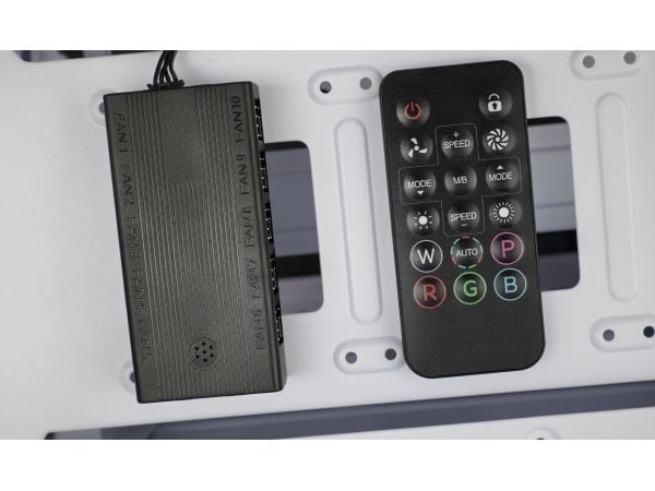 Mars Gaming MFHUB, RGB-kontroller som kan adresseres, Svart, 4-pin, 3-pin, 80 mm, 40 mm
