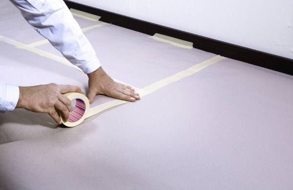 tesa STANDARD 04323-00044-00 Crepebånd tesakrepp® Beige (L x B) 50 m x 50 mm 1 stk 1 stk