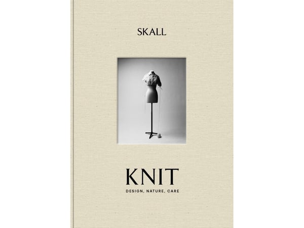 SKALL STRIK - engelsk utgave | Julie Skall, Marie Skall | Språk: Dansk