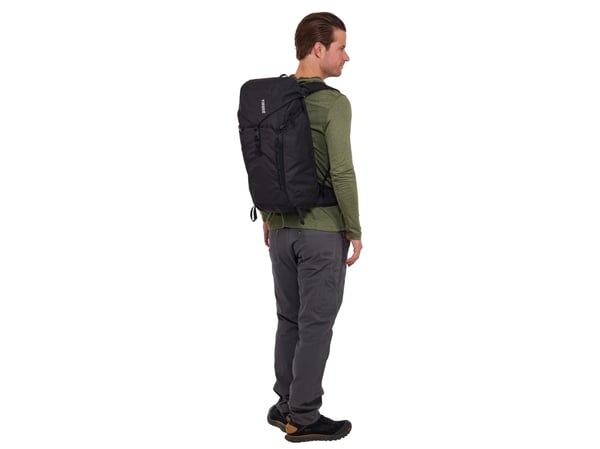 Thule AllTrail päiväreppu 25L. Lajittele