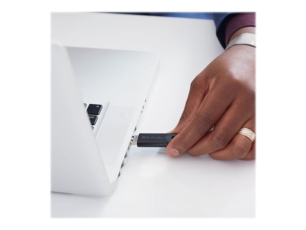 Verbatim Store 'n' Go Pin Stripe USB Drive - USB-flashstasjon - 16 GB - USB 3.2 Gen 1 - svart