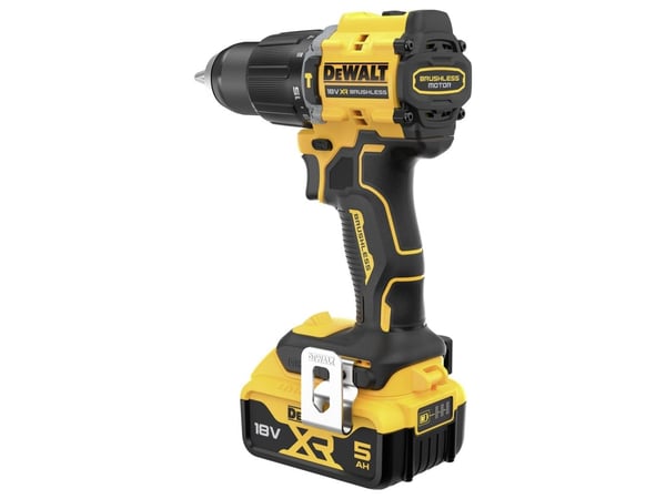 DEWALT DCD799P2T-QW 2-vaihteinen iskuporakone sis. ylimääräinen akku, sis. laturi, matkalaukku