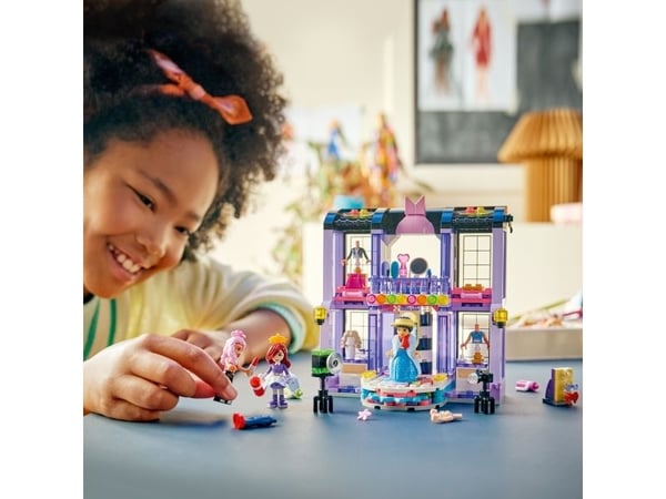 LEGO Friends 42685 Heartlake Citys moteshow