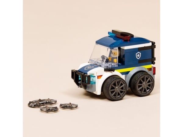 LEGO City 60481 Menopelit – Poliisiauto