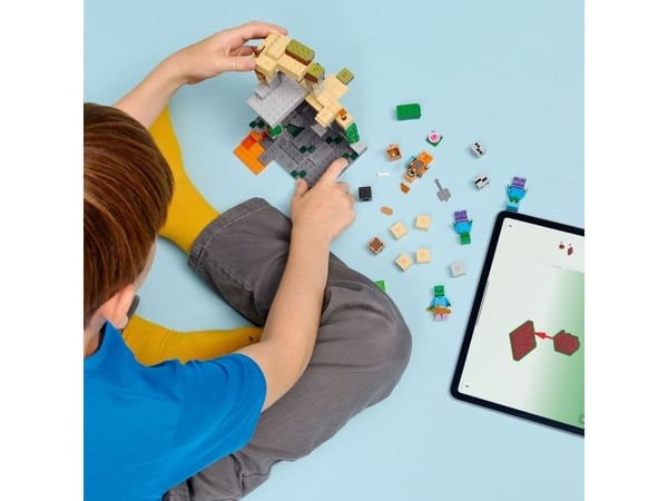 LEGO Minecraft 21587 Zombie fangehull