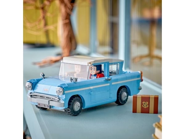 LEGO Harry Potter 76470 Fortryllet flygende Ford Anglia