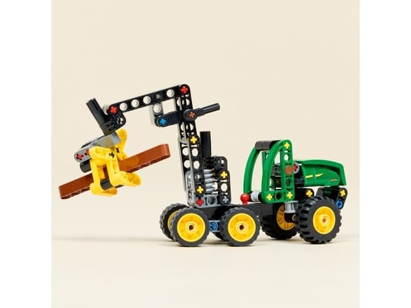 LEGO Technic 42218 John Deere 1470H hjuldrevet hogstmaskin