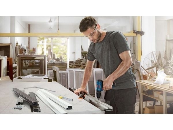 BOSCH HAMMERDRILL 12V 30/14Nm 2x2,0Ah KASE GSB 120-LI