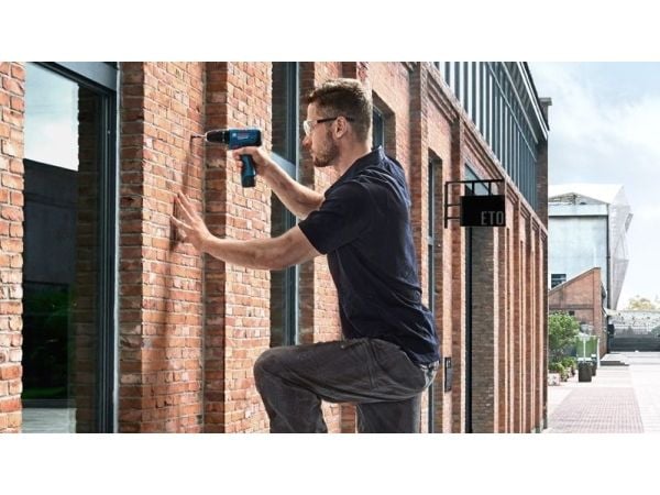 BOSCH HAMMERDRILL 12V 30/14Nm 2x2,0Ah KASE GSB 120-LI