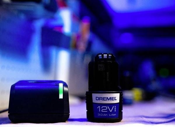 Dremel B12V30 261512V3JA työkalun akku 12 V 3 Ah litiumia