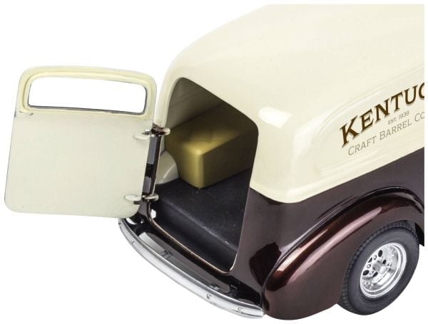Revell 14529 1939 Chevy Sedan Delivery Car modellbyggsats 1:24