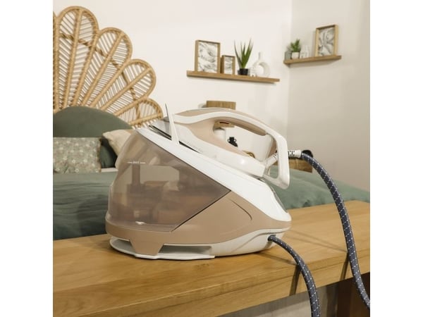 Tefal Pro Express Eco GV9E22E0, 2200 W, 550 g/min, Durilium AirGlide Autoclean soleplate, 7,6 stang, 1,8 l, 140 g/min